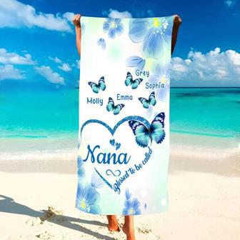 Grandma Grandkids Personalized Beach Towels Ultimate Summer Mom Gift | Newhawaiianshirts DE