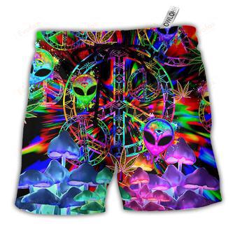 Hippie Alien Peace Color Stunning Beach Short | Newhawaiianshirts DE