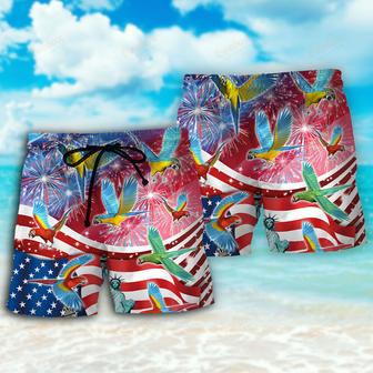 Parrot America Flag Independence Day Beach Short | Newhawaiianshirts DE