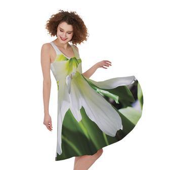 White Amaryllis Print Sleeveless Knee Length Dress | Newhawaiianshirts CA