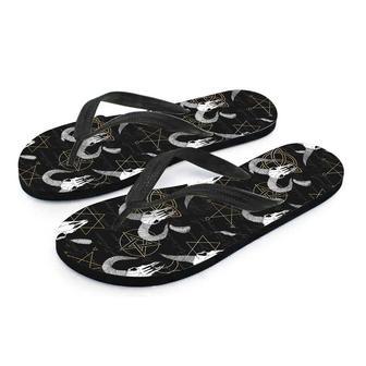 Capricorn Astrology Witch Gothic Men's Flip Flops | Newhawaiianshirts