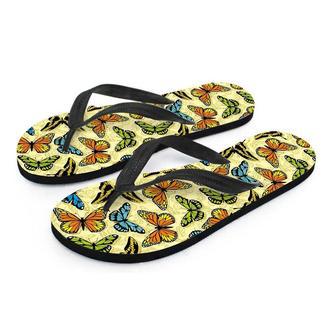 Yellow Butterfly Pattern Print Men's Flip Flops | Newhawaiianshirts CA