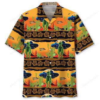 Alien In Desert Hawaiian Shirt | Newhawaiianshirts UK