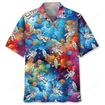 Astronaut In Universe Hawaiian Shirt | Newhawaiianshirts DE