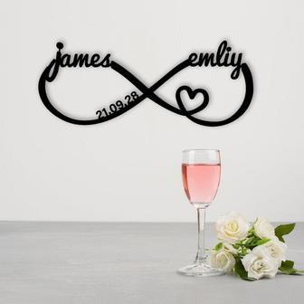 Personalized Infinity Heart Metal Wall Art for Wedding and Love Decor | Familywalldecor