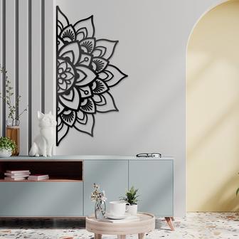 Elegant Mandala Metal Wall Art for Bedroom Decoration | Familywalldecor DE