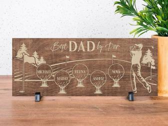 Best Dad By Par Wooden Golf Sign - Thoughtful Christmas And Birthday Gift For Dad From Daughter - Personalized Golf Decor | Familywalldecor