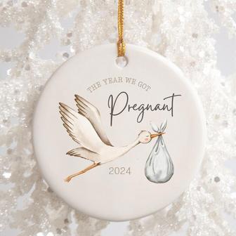 Thoughtful New Parents Gift - Personalized Ceramic Christmas Ornament With Baby Announcement | Familywalldecor