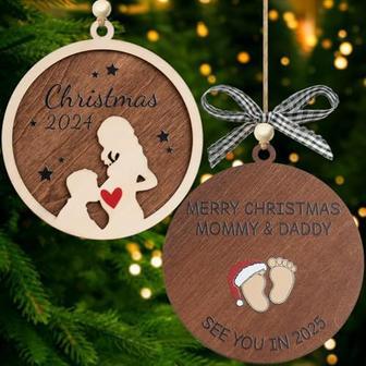 Thoughtful Pregnancy Announcement Ornaments For New Parents - Christmas Gift Set | Familywalldecor