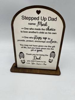 Touching Step Dad Gifts: Custom Wood Sign For Father's Day From Kids - Stylish Table Decor | Familywalldecor UK