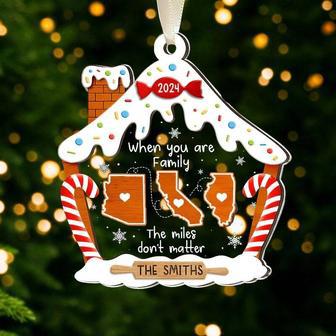 Custom Long Distance Family Ornament For Christmas - Thoughtful Keepsake | Familywalldecor