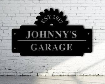 Personalized Dad Garage Metal Sign For Father's Day - Custom Shop Decor With Name For Man Cave Or Garage | Familywalldecor