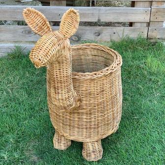 Creative Wicker Kangaroo Shaped Indoor Plant Pot | Rusticozy