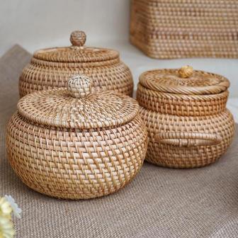 High Quality Rattan Storage Basket with Lid, Ideal for Kitchen and Home | Rusticozy DE