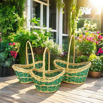 Natural Green Wicker Christmas Gift Baskets - Boat Shaped | Rusticozy