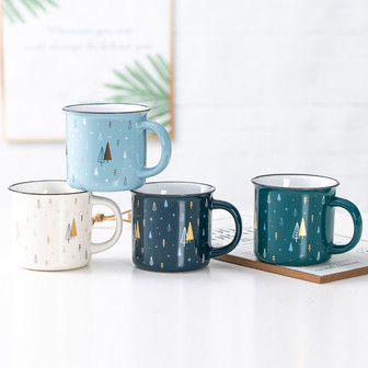 Stylish Ceramic 14oz Tea Mug for Women & Men with Christmas Tree Designs | Rusticozy