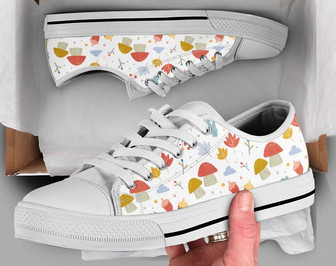 Chaussures Champignon, Baskets Champignon, Motif Imprimé Champignon, Cadeaux pour Amateurs de Champignons, Baskets Personnalisées Style Converse Basses pour Femmes et Hommes - Cadeauxyz