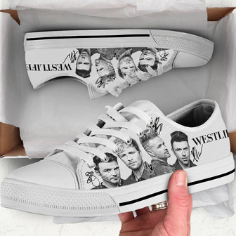 Westlife Groupe de Musique Baskets Basses Converse - Cadeauxyz