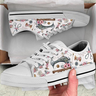 Couture de chaussures basses - Cadeauxyz