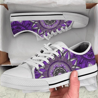 Chaussures Basses Bohémiennes Mandalas Floraux Violets - Cadeauxyz