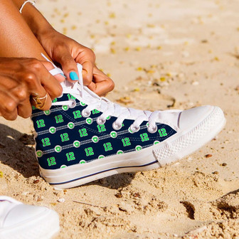 シアトルの看護師用キャンバスハイトップシューズハイトップスニーカー - Kawaiitshirt