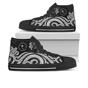 Chuuk High Top Shoes - White Tentacle Turtle - を日本語に訳すと「チュークハイトップシューズ - ホワイトテンタクルタートル -」です。 - Kawaiitshirt