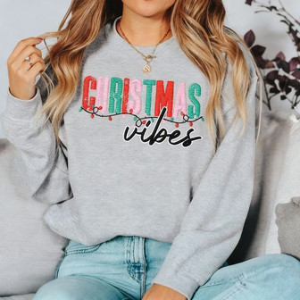 Christmas Vibes - Monsterry