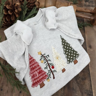 Applique Evergreen Delight - Festive Embroidered Sweatshirt Style - Thegiftio UK