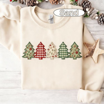 Gingham Floral Embroidered Sweatshirt - Cozy Holiday Pattern Style - Thegiftio UK
