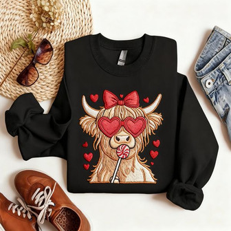 Adorable Y2K Cow Heart Eyes Embroidered Sweatshirt for Valentine - Thegiftio