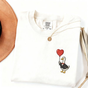 Charming Embroidered Comfort Colors T-shirt - Playful Goose Design - Thegiftio UK