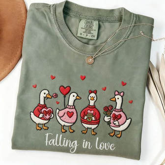 Embroidered Comfort Colors T-shirt - Falling Goose Love Design - Thegiftio