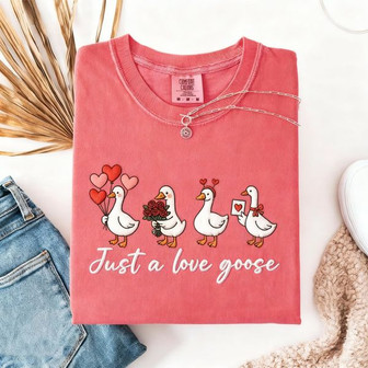Goose Love - Valentine's Day embroidered Comfort Colors T-shirt - Thegiftio UK