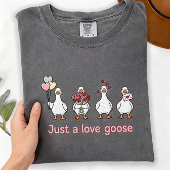 Love Goose Embroidered Comfort Colors T-shirt for Valentine's Day - Thegiftio UK
