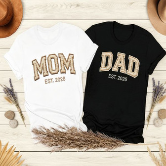 Personalized Embroidered Unisex T-shirt for Mom & Dad EST. Gift - Thegiftio UK