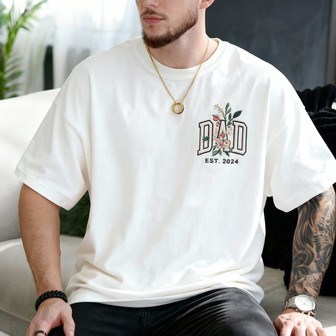 New Dad Est. 2024 Embroidered Comfort Colors T-shirt Gift - Thegiftio UK