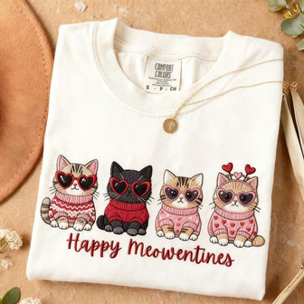 Feline Romance Valentine's Embroidered Comfort Colors T-shirt - Thegiftio UK