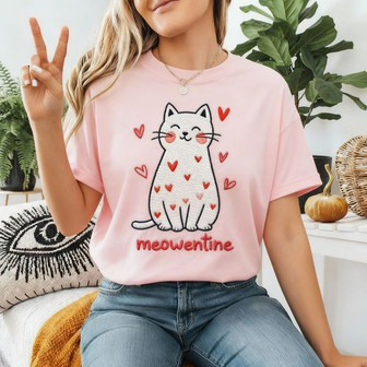 Sweetheart Kitten Love - Embroidered Unisex T-shirt for Valentine - Thegiftio UK