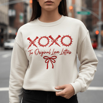 Cherish the Original Love Letters - XOXO Embroidered Sweatshirt - Thegiftio UK