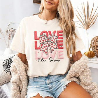 Flirty Retro Bow Embroidered Comfort Colors T-shirt Gift - Thegiftio UK