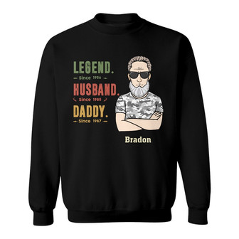 Personalized Hunting Dad Grandpa Sweatshirt - Thegiftio UK