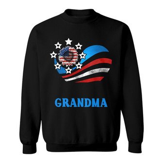 Personalized Mom Grandma Heart Sweatshirt - Thegiftio UK