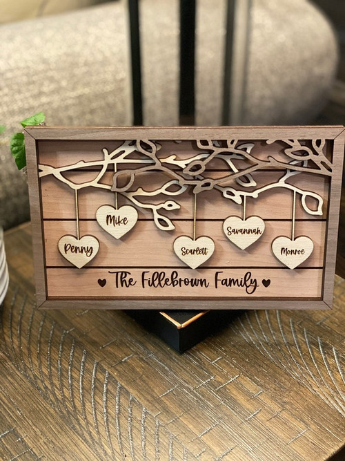 Family tree wooden sign with hanging heart tags, custom grandkids' names, rustic wall decor, Mother's Day gift for Grandma | Family Wall Decor