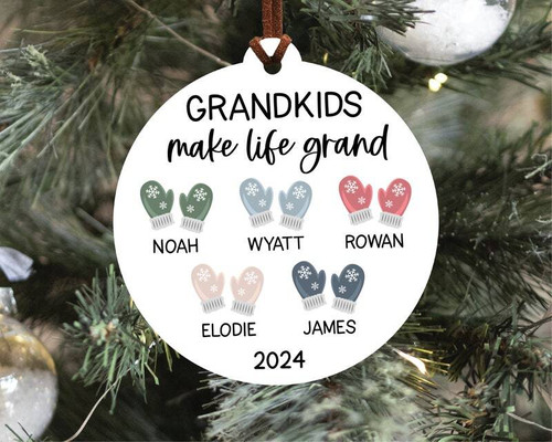 Heartfelt grandma Christmas ornament personalized with grandchildren's names, round ceramic with red ribbon, thoughtful gift | Family Wall Decor