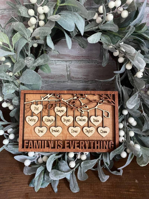 Family tree wall decor wooden hanging hearts sign for living room, personalized with family names on heart charms | Familywalldecor