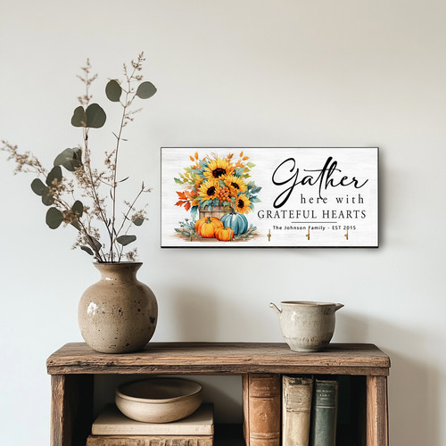 Gather Here with Grateful Hearts key holder, personalized wall rack with family name and date, multiple hooks for entryway | Familywalldecor
