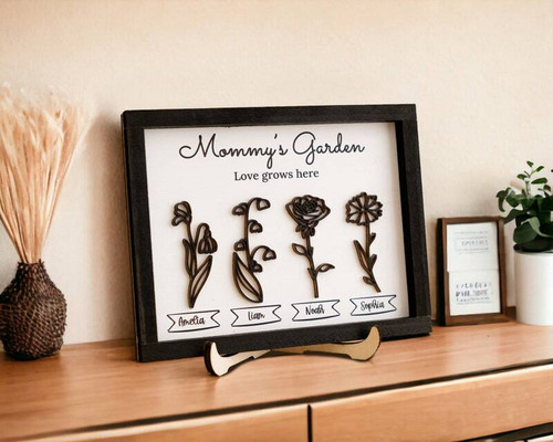 Mom's Garden birth flower wooden sign personalized with children's names, engraved floral art, heartfelt Mother's Day gift | Familywalldecor