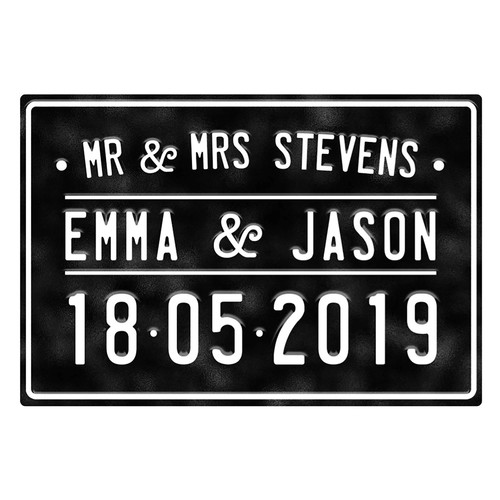 Wedding vintage car number plate metal sign, Mr and Mrs design, personalized with couple's names and date, black on white | Familywalldecor