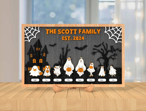 Ghost family wood sign personalized with names, spooky Halloween decor for entryway, wood plaque to welcome guests | Family Wall Decor