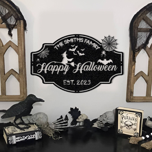 Halloween outdoor metal sign with custom family last name, yard decor for front porch, personalized seasonal accent | Familywalldecor